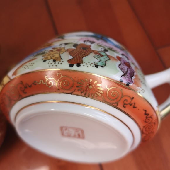 Antique Japan Kutani Bunpo 九谷文峰 Ceramic 2 Pieces Gold Edge Hand-Painted Tea Set - Picture 10 of 12